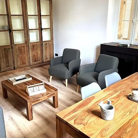 Apartament Augusta Palace - T3 **** 74m² - 150m Croisette Cannes